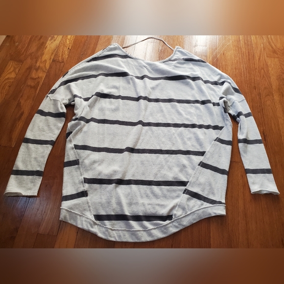 Free People oversized hi-low black gray striped cotton frayed blouse tunic top - Picture 8 of 11